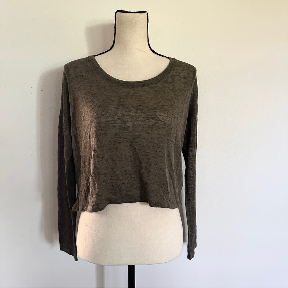 Long sleeve crop top
